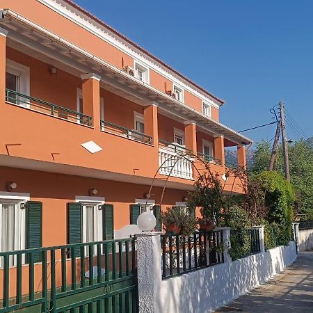 Alexandra'S Apartments Acharavi  Exterior photo