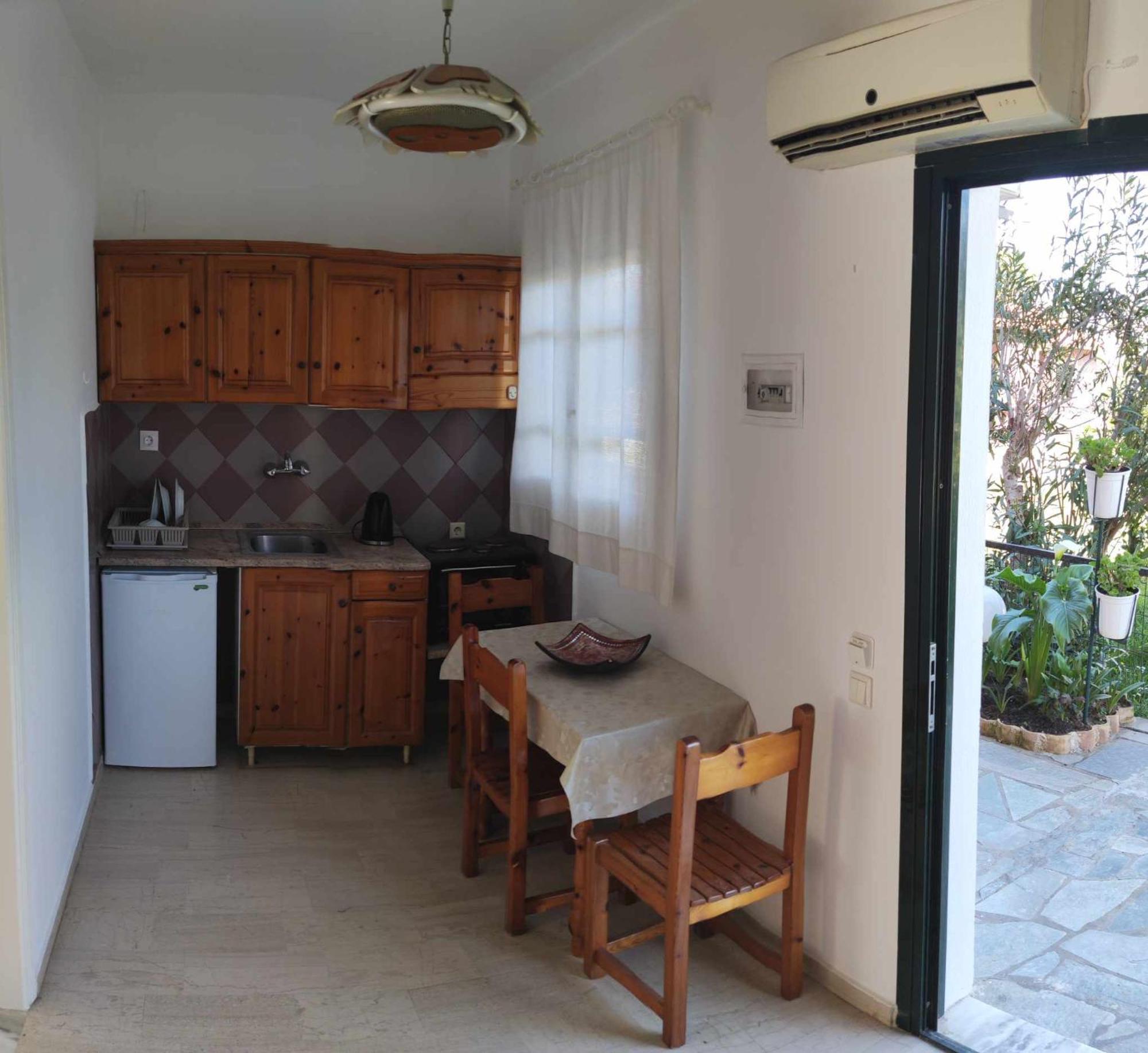 Alexandra'S Apartments Acharavi  Exterior photo
